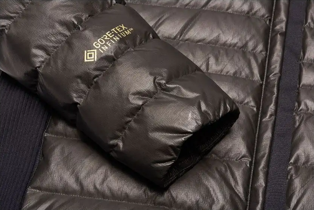 Пуховик женский Black Yak GTX Infinium Down